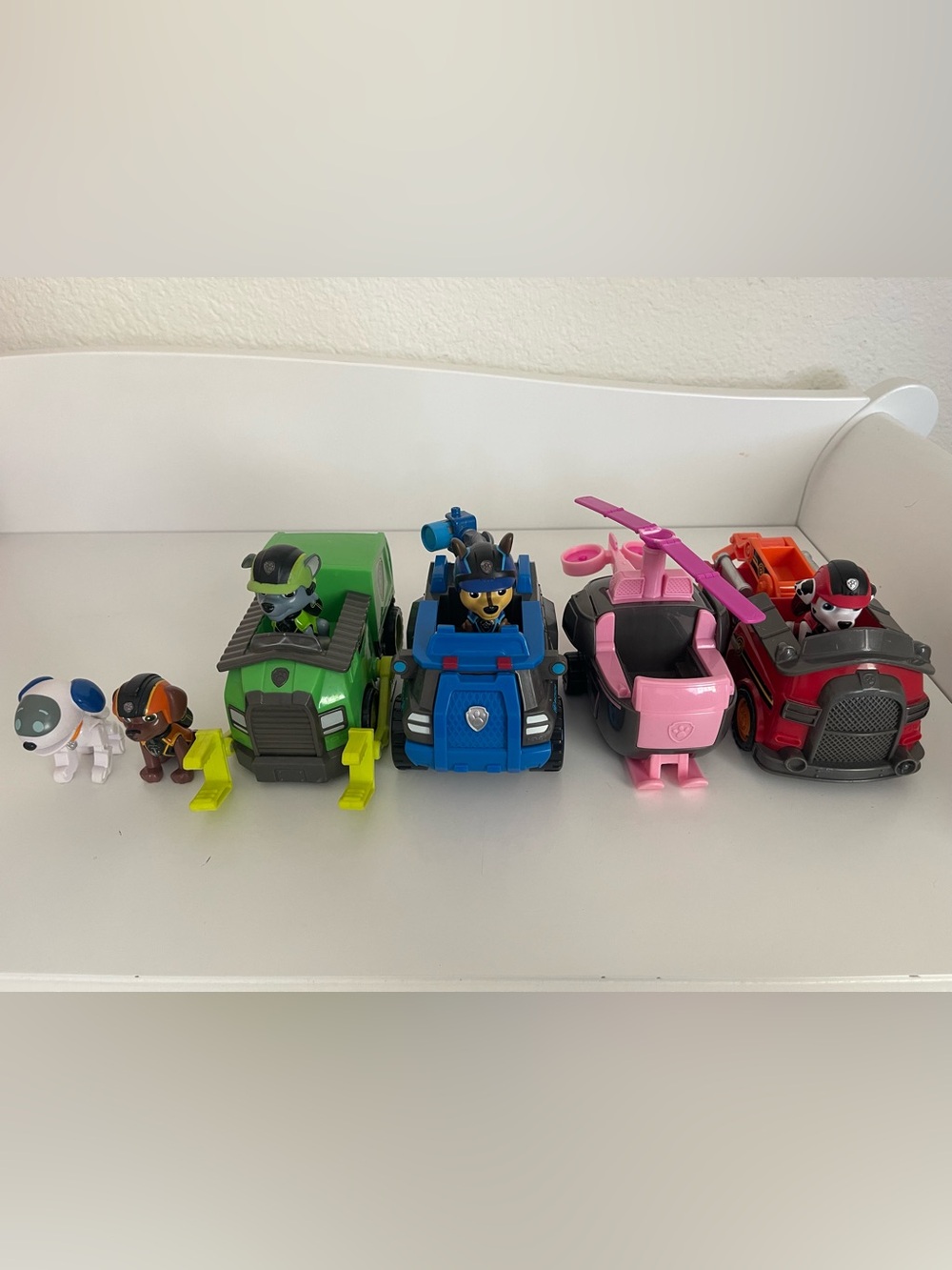 Paw Patrol Mission Paw Vehicle and Figure Lot INCLUDING Robo Dog HTF
